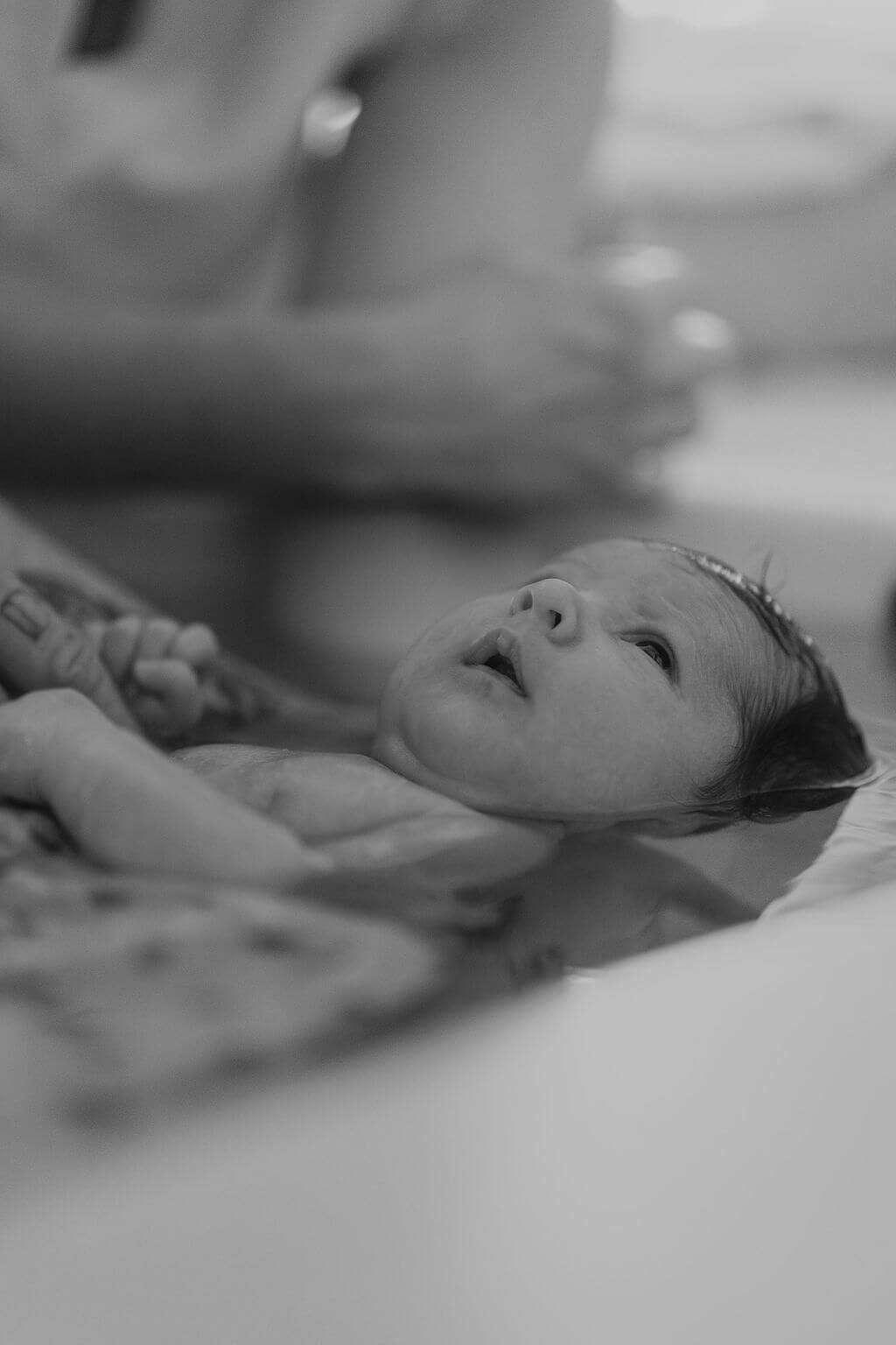 Thérapeutique bain bébé biarritz Aurore Montal Thérapeutique bain bébé biarritz Aurore Montal