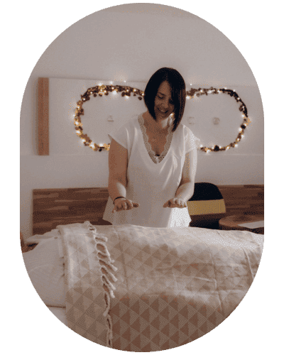 Aurore accompagnante en bien etre périnatal thérapeutique bain bébé sonothérapie tissus enveloppant soin holistique bien naître bébé et enfant Biarritz Aurore accompagnante en bien etre périnatal thérapeutique bain bébé sonothérapie tissus enveloppant soin holistique bien naître bébé et enfant Biarritz